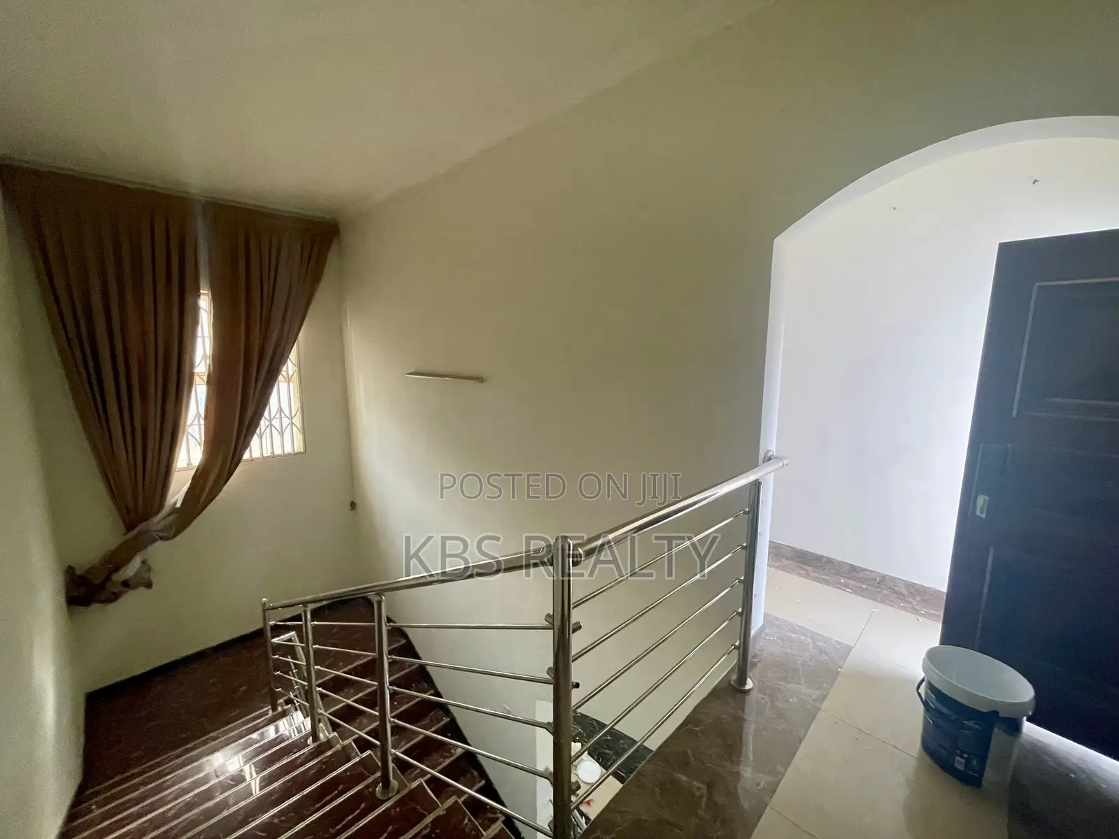 3bdrm Duplex in Ahodwo, Kumasi Metropolitan for rent