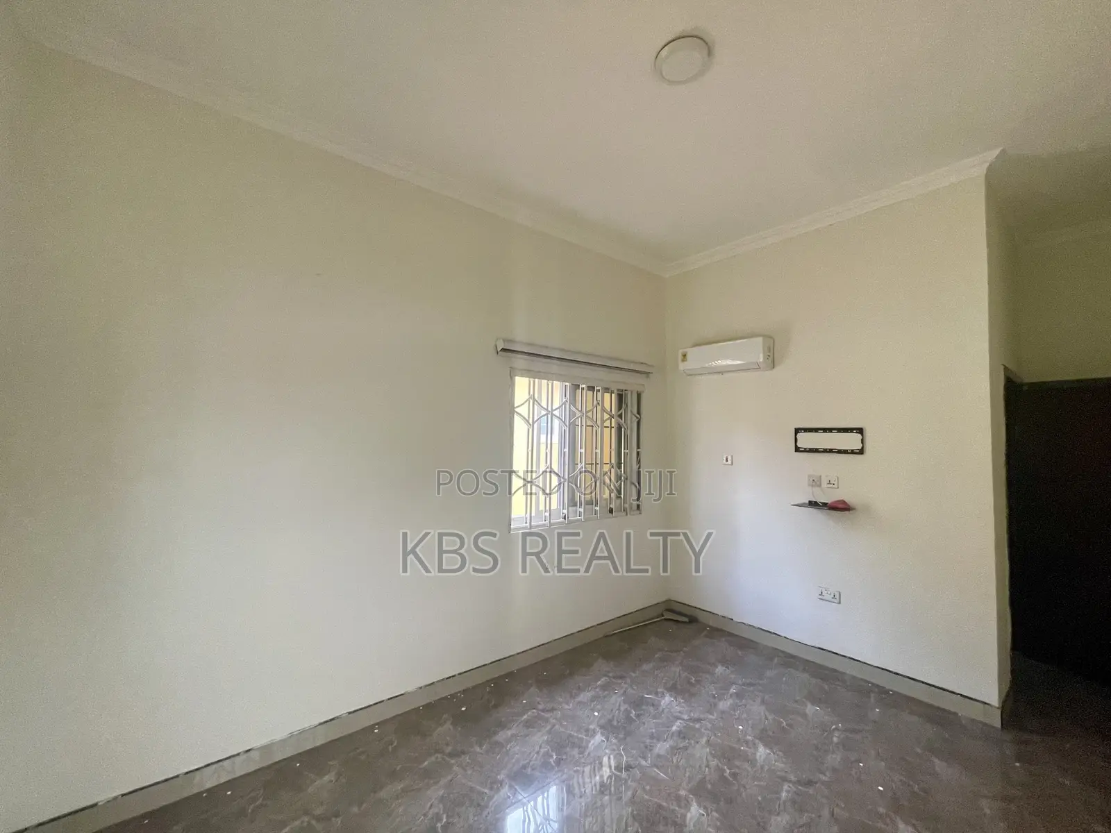 3bdrm Duplex in Ahodwo, Kumasi Metropolitan for rent