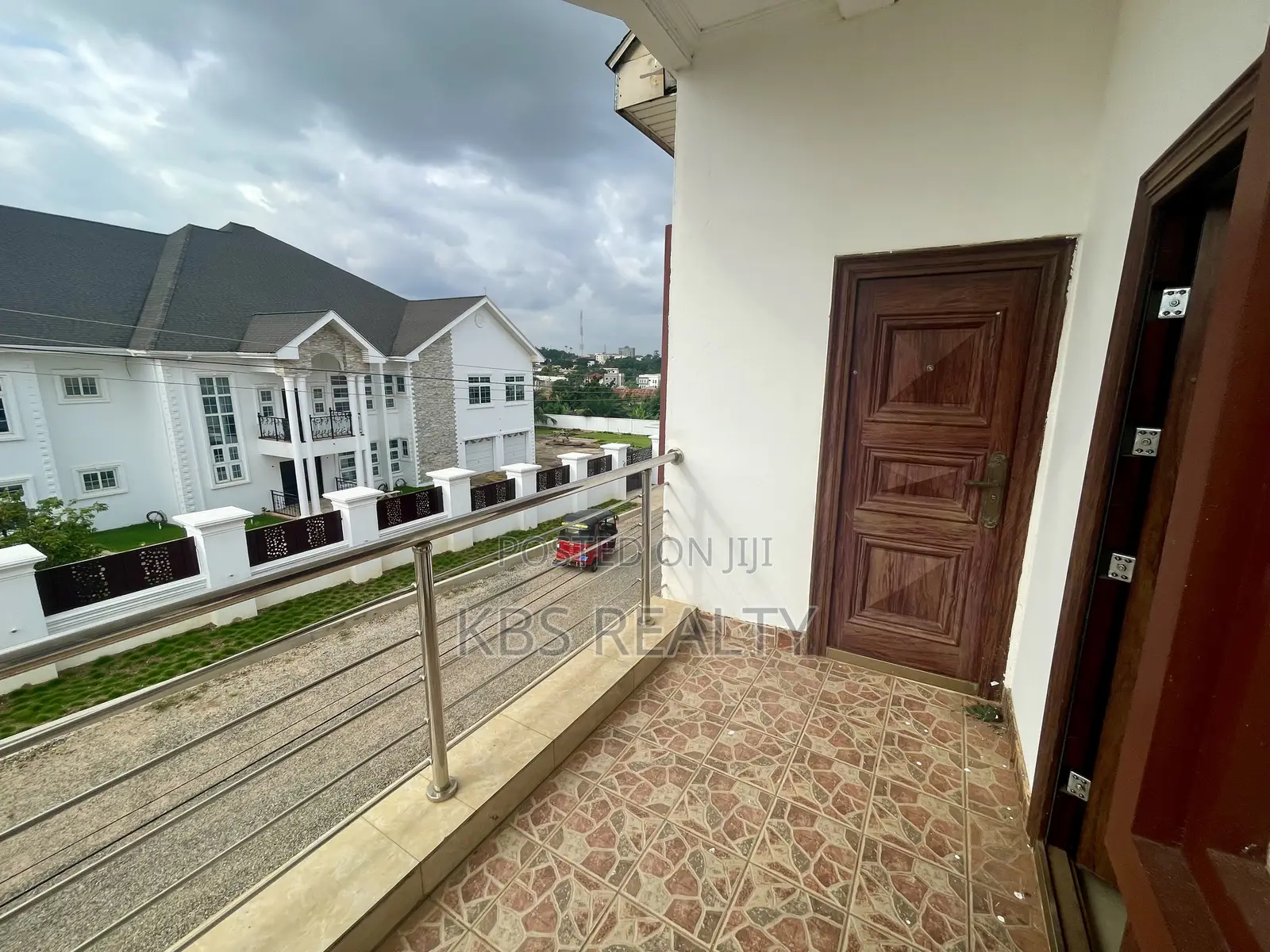 3bdrm Duplex in Ahodwo, Kumasi Metropolitan for rent