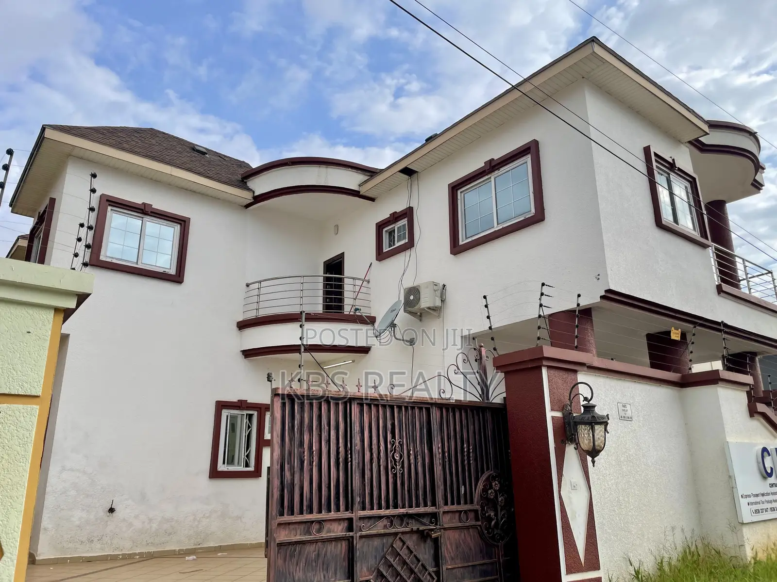 3bdrm Duplex in Ahodwo, Kumasi Metropolitan for rent