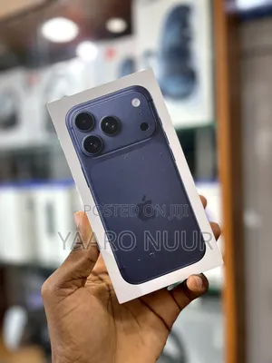 New Apple iPhone 17 Pro Max 256 GB Blue