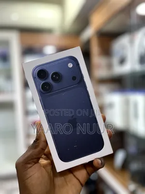 New Apple iPhone 17 Pro Max 256 GB Blue