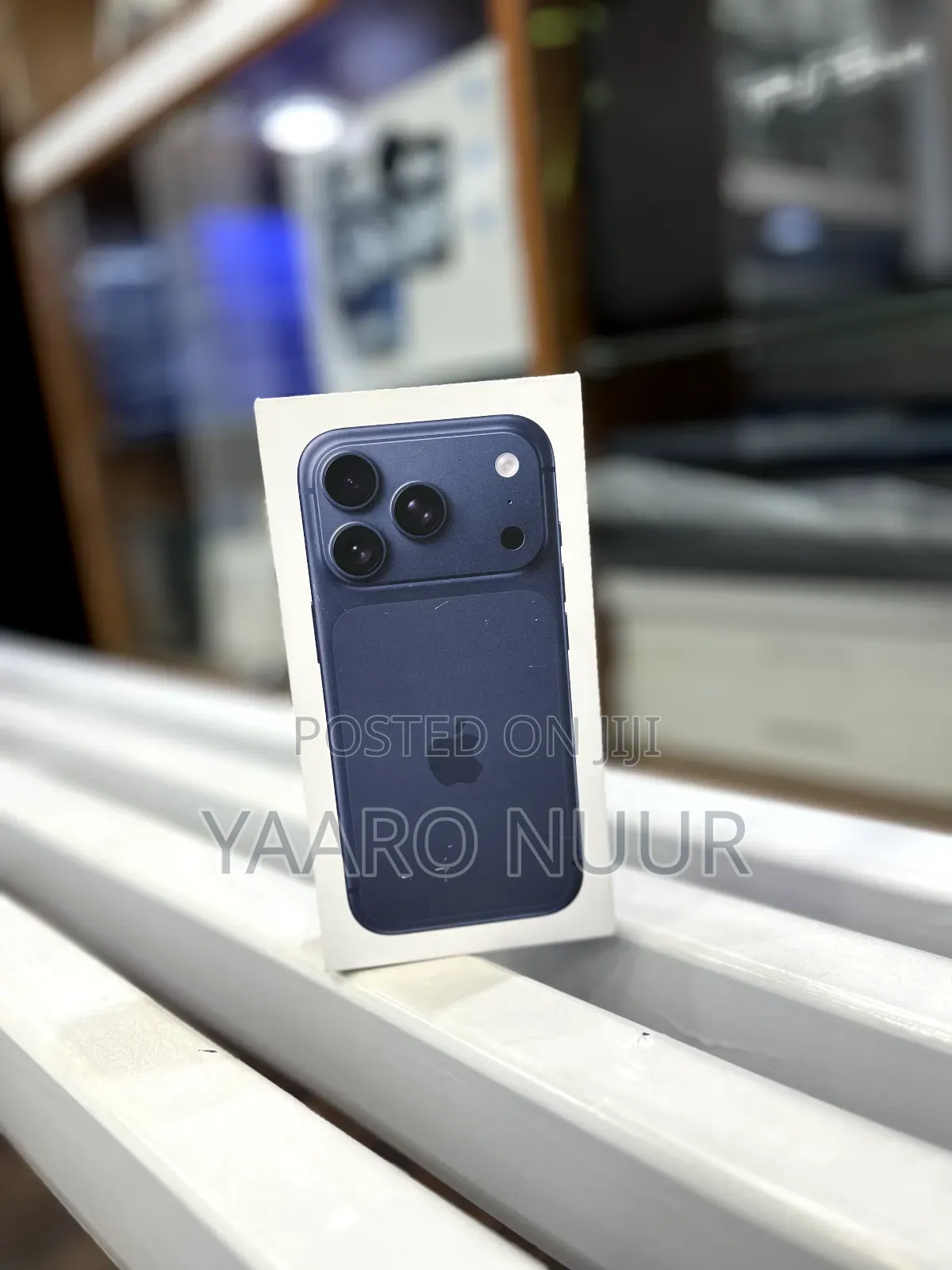 New Apple iPhone 17 Pro Max 256 GB Blue