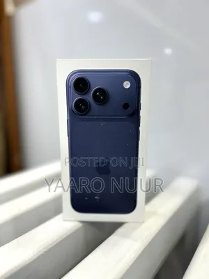 New Apple iPhone 17 Pro Max 256 GB Blue