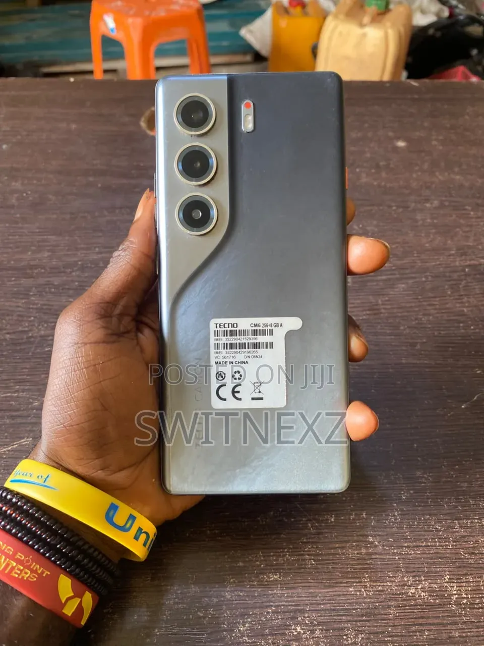 Tecno Camon 40 Pro 5G 256 GB Purple
