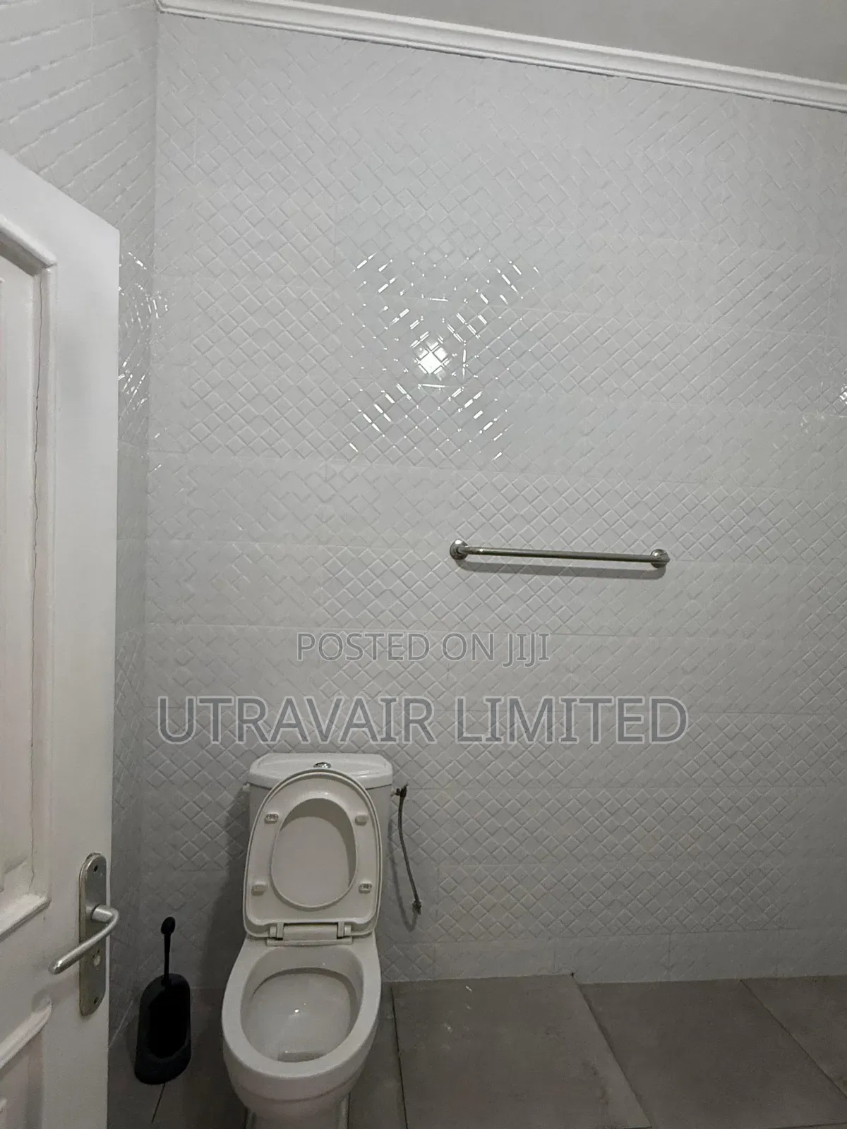 Ultra Apartment Light