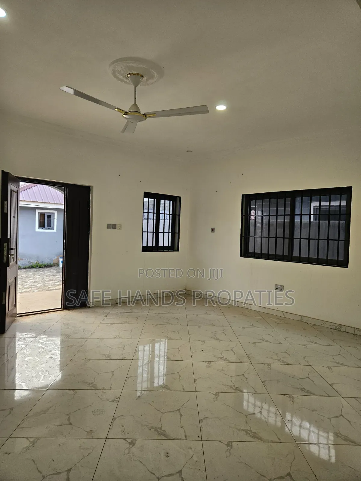 3bdrm House in Accra Metropolitan for sale