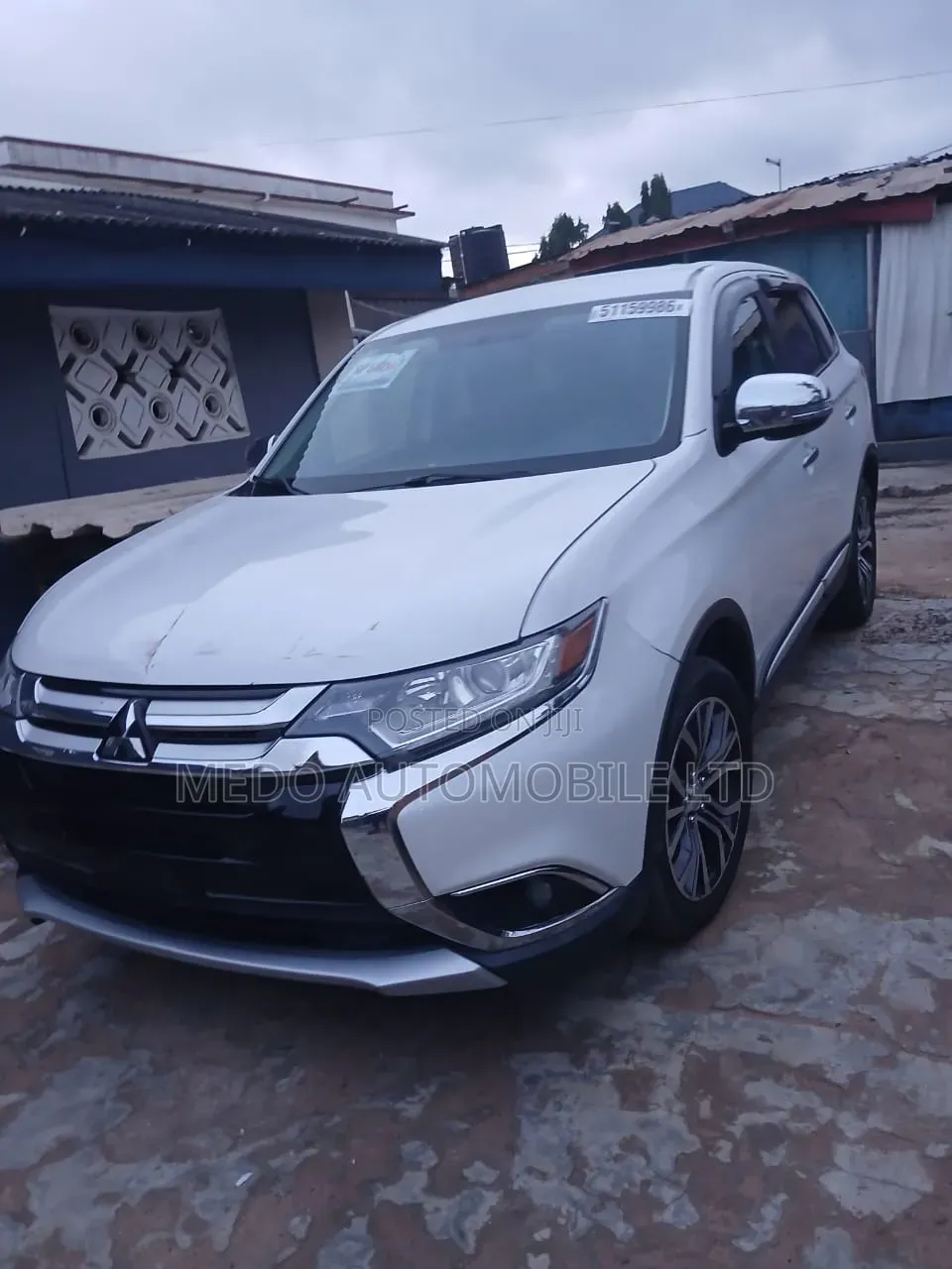 Mitsubishi Outlander 2017 White