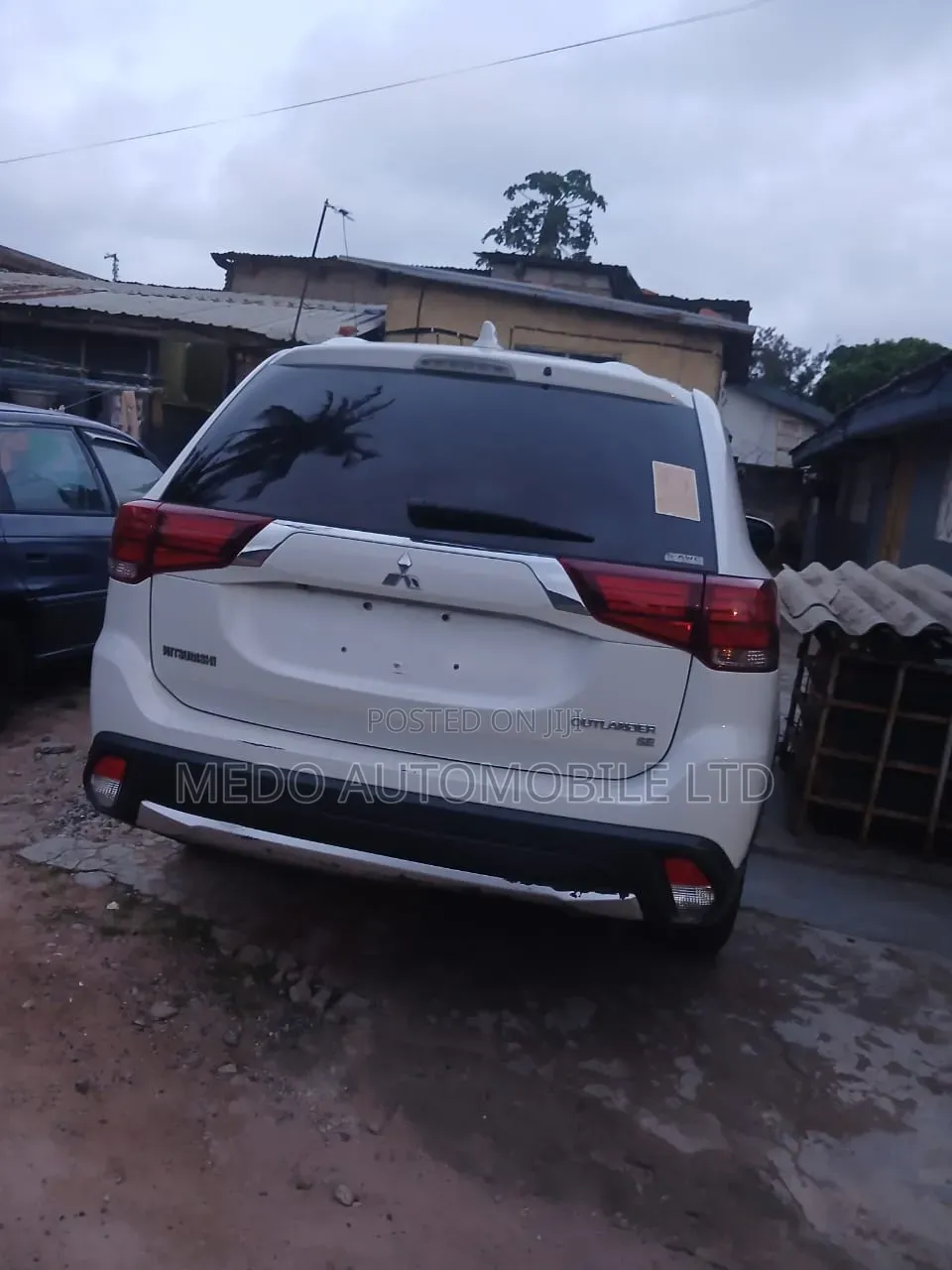 Mitsubishi Outlander 2017 White