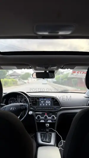 Hyundai Elantra SEL 2020 Silver