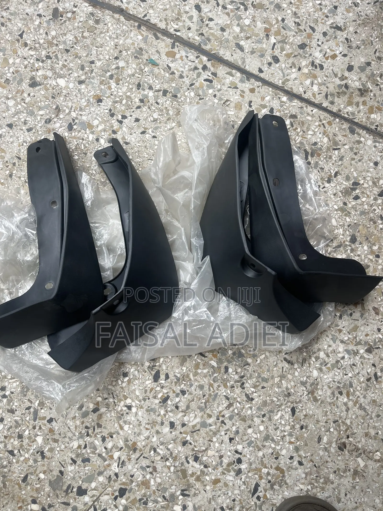 Cr-v 17 Mud Guard Rubbers