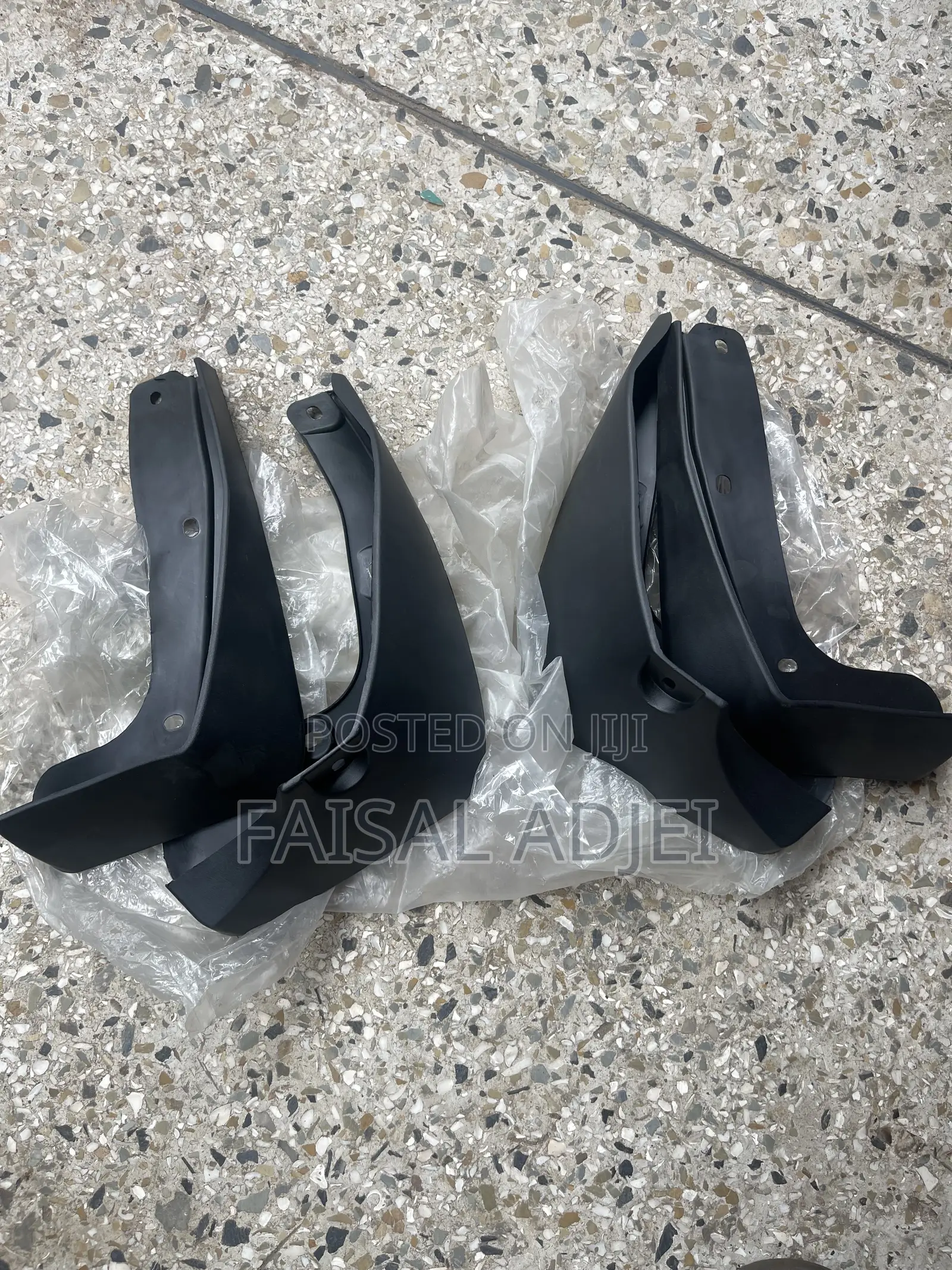 Cr-v 17 Mud Guard Rubbers