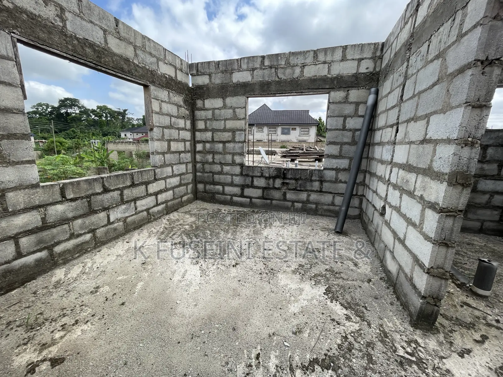 4bdrm House in K Fuseini Estate, Kumasi Metropolitan for sale