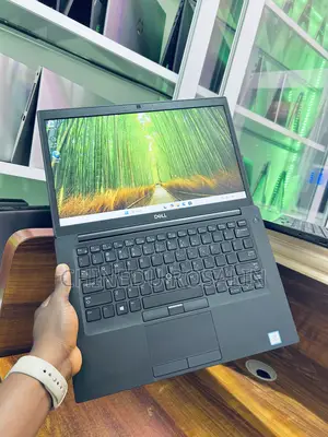 Laptop Dell Latitude 7490 16GB Intel Core i7 SSD 256GB