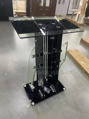 Black High-Quality Tempered Glass Pulpit