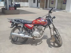 Royal RY125 2025 Red