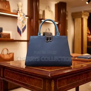 Ladies Dressing Bags