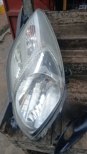 Toyota Vitz Headlight(Charger Type)
