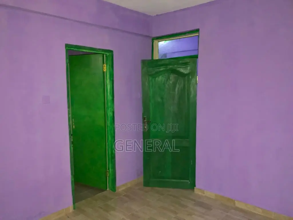 4bdrm House in Sena, SSNIT Flats for sale