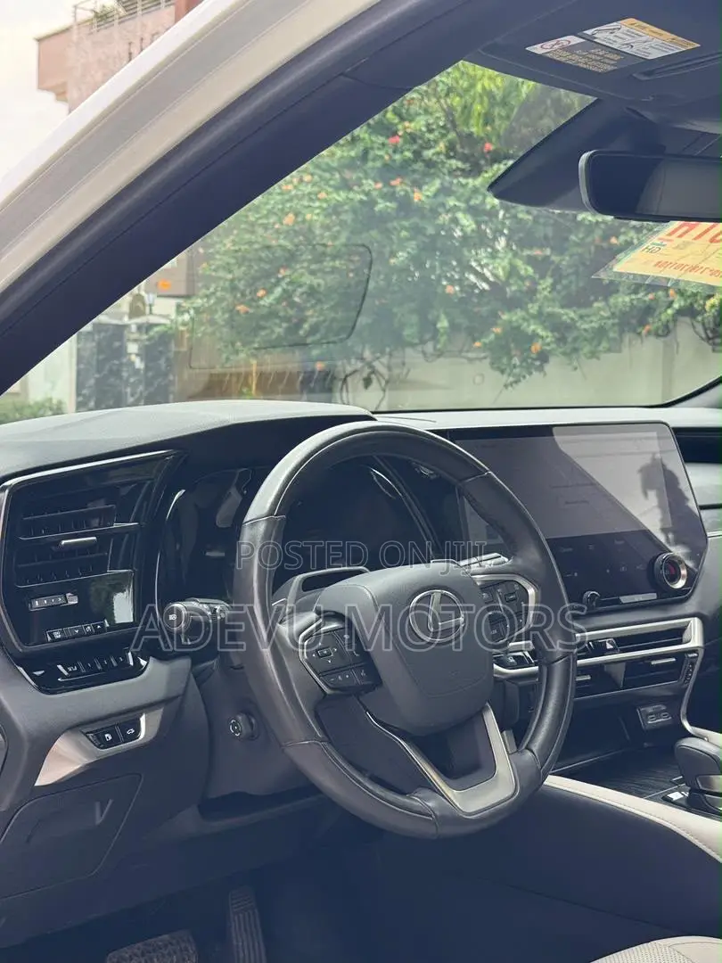 Lexus RX 350h Premium AWD 2025 White