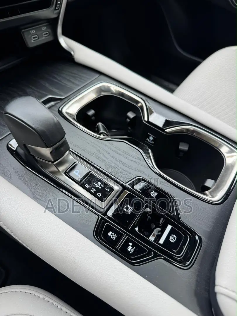 Lexus RX 350h Premium AWD 2025 White