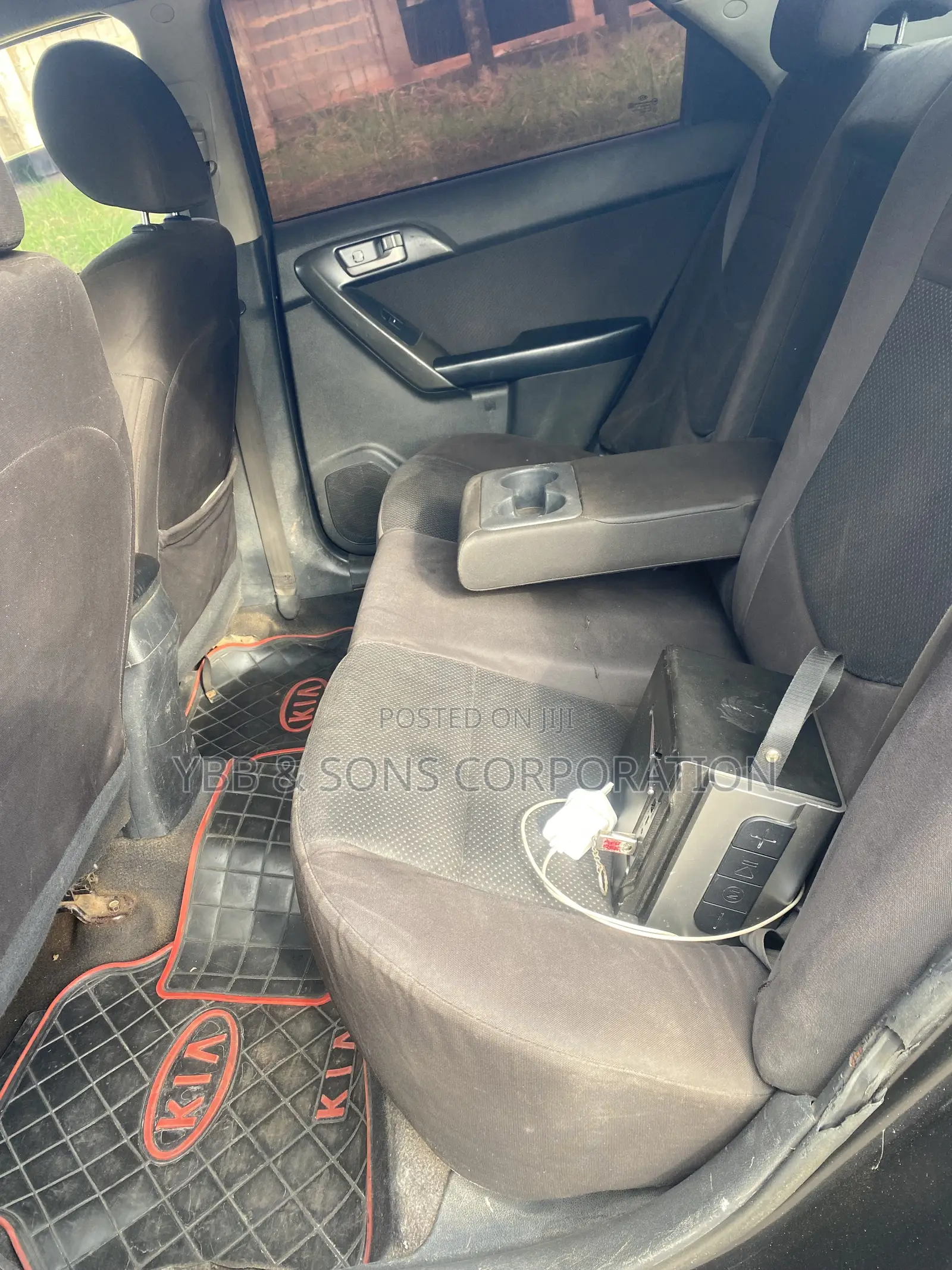 Kia Cerato 2010 Black