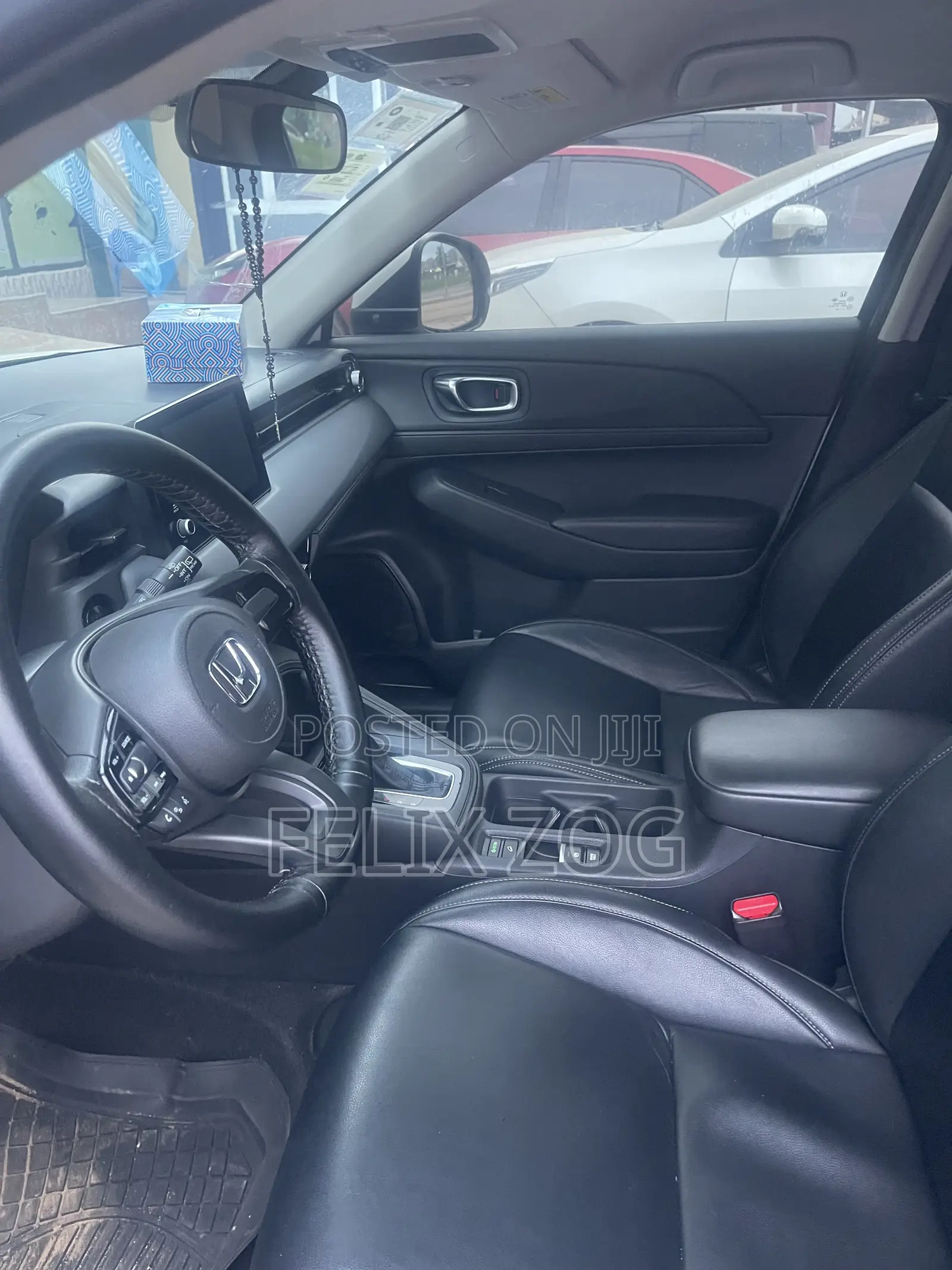 Honda HR-V 2023 White
