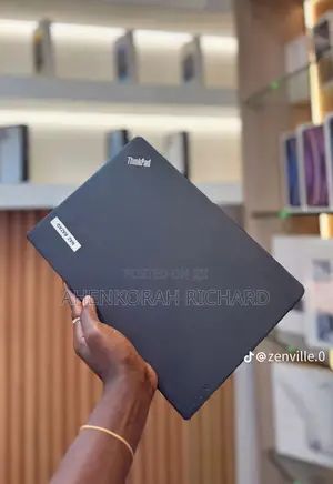 Laptop Lenovo ThinkPad 13 4GB Intel Core i3 HDD 256GB