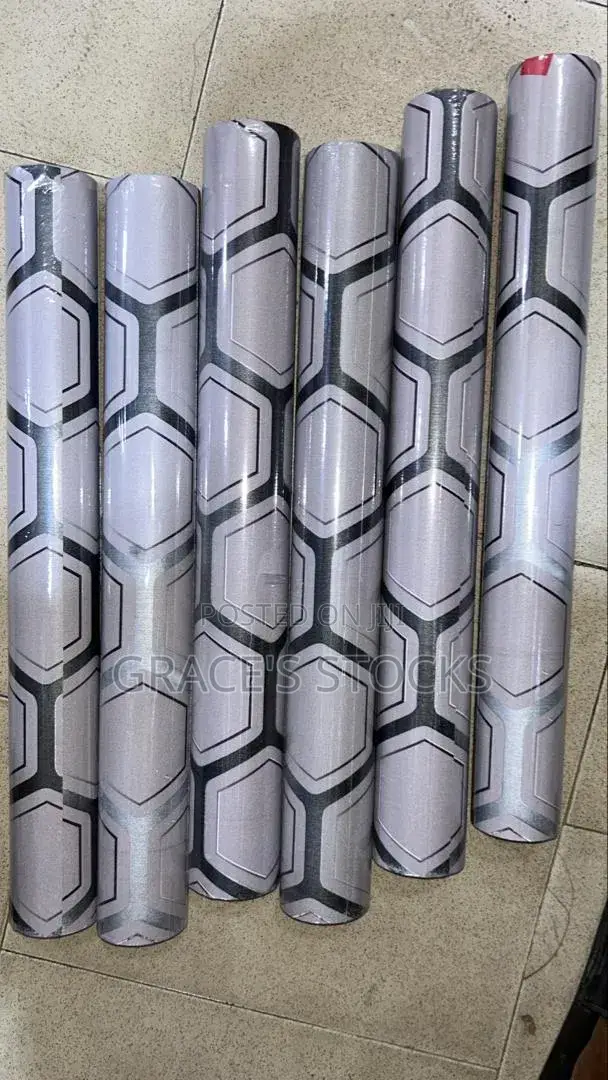 Wallpaper Installment