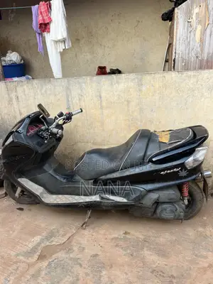 Yamaha Majesty 2018 Black