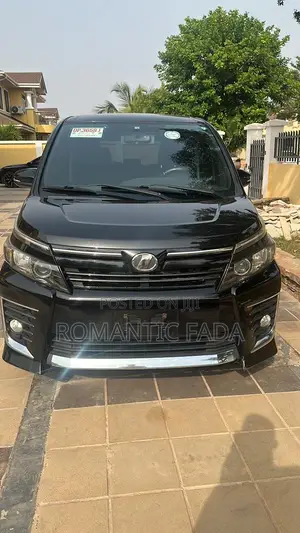 Toyota Voxy 2015 Black