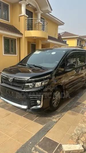 Toyota Voxy 2015 Black