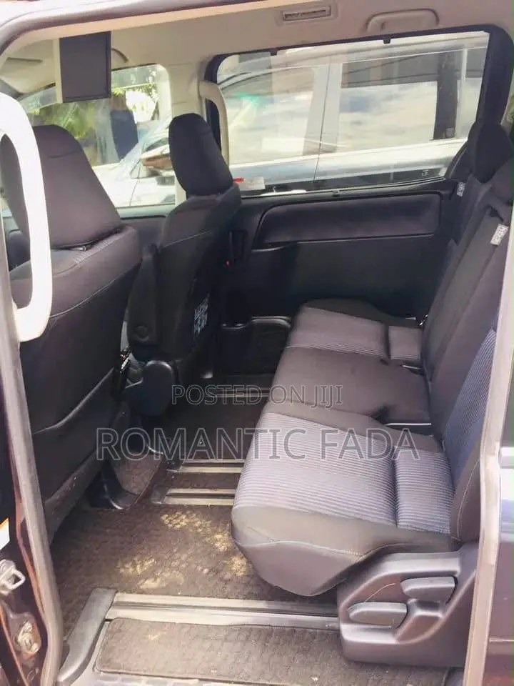 Toyota Voxy 2015 Black