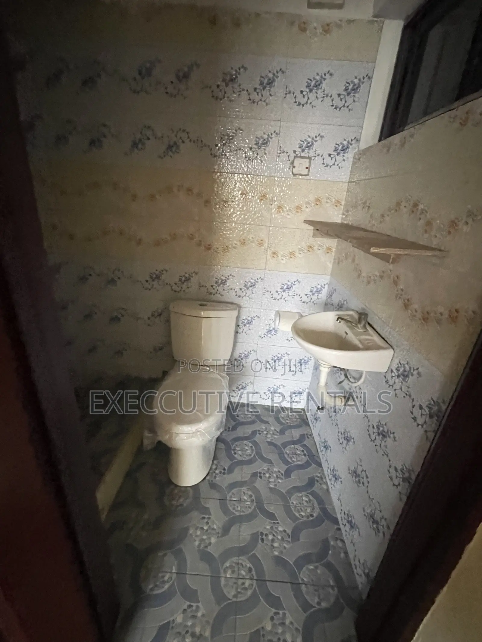 3bdrm Apartment in Kwashieman for rent