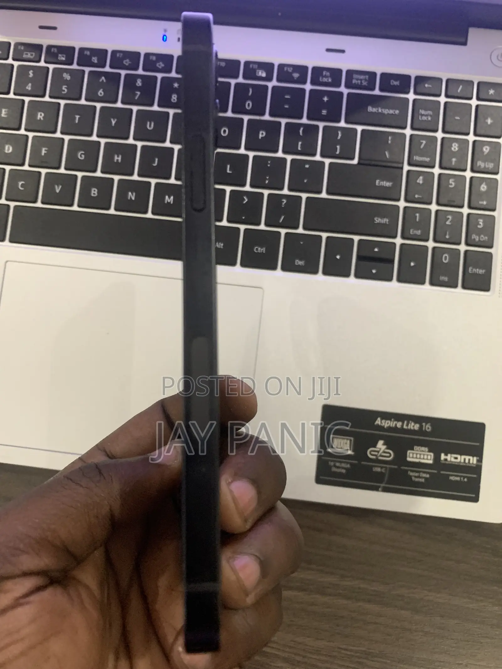 Apple iPhone 12 64 GB Black
