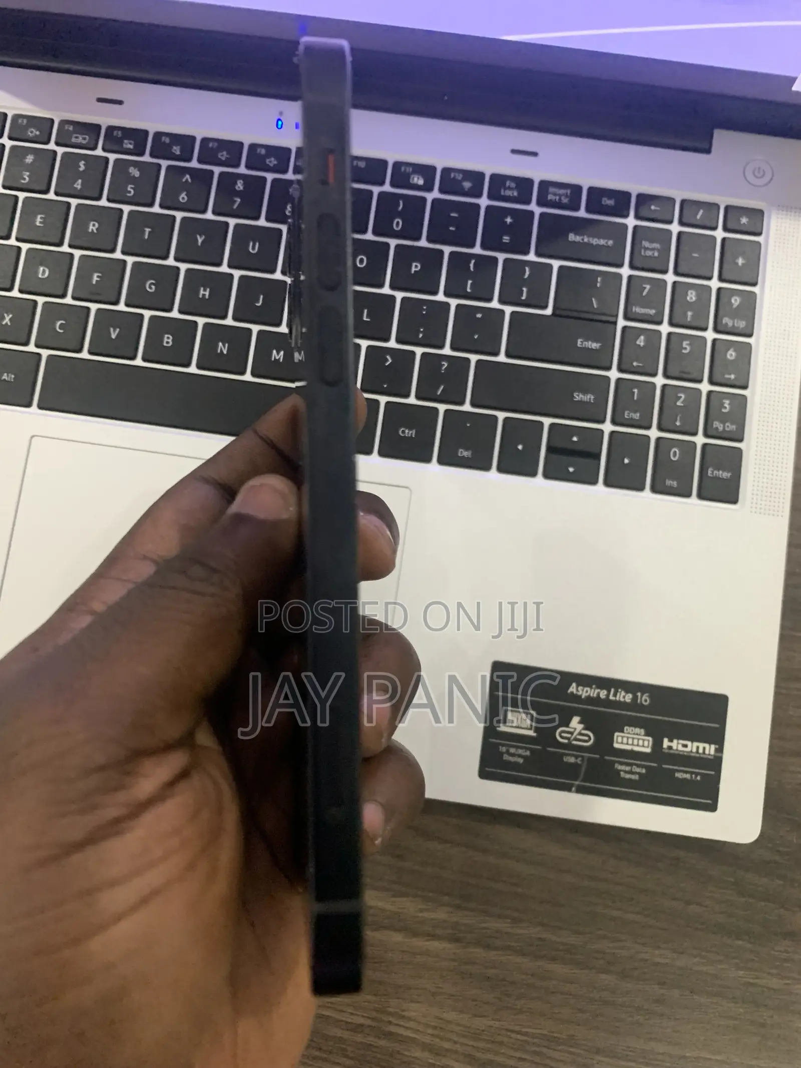 Apple iPhone 12 64 GB Black