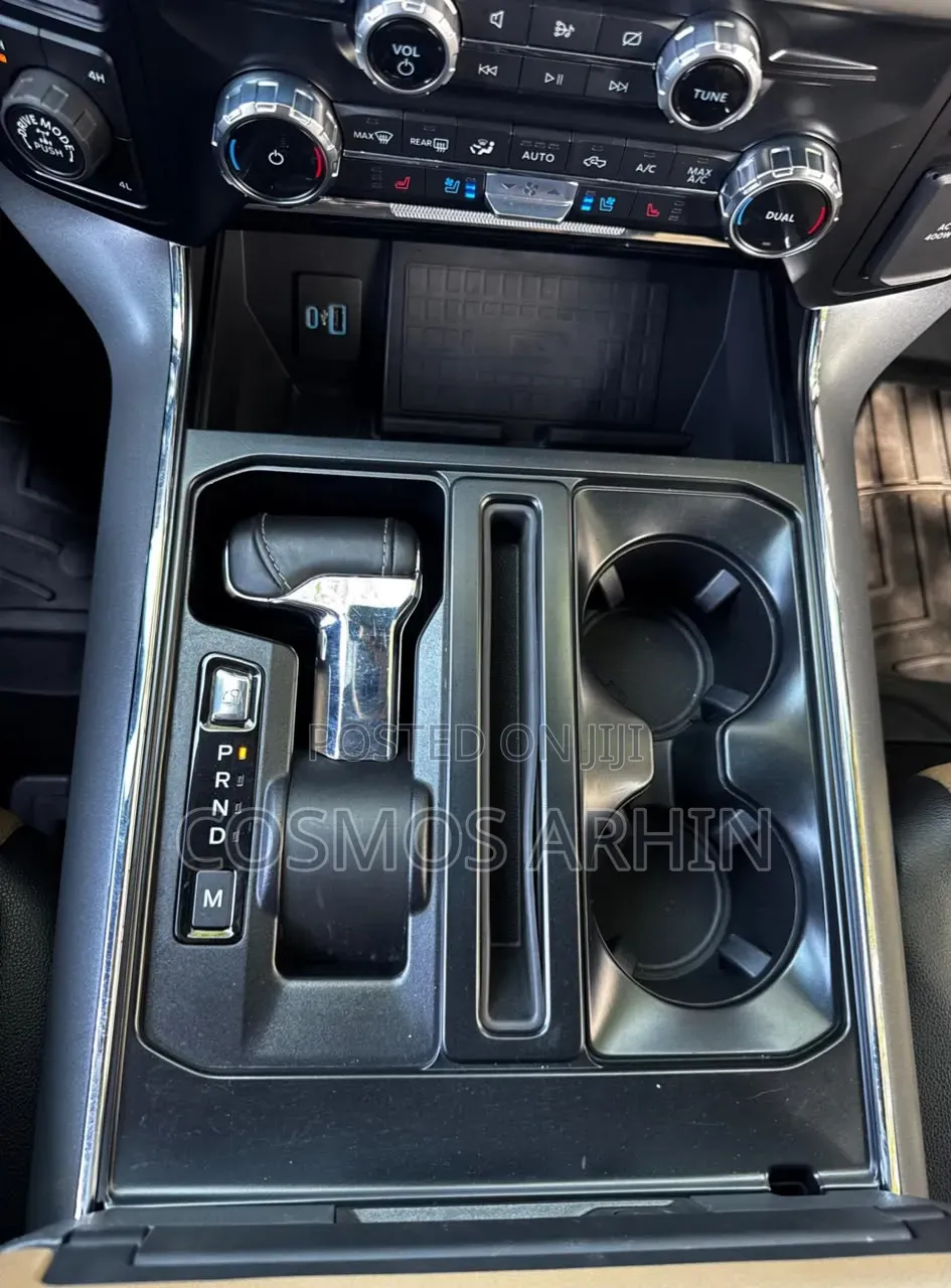 Ford F-150 2022 White
