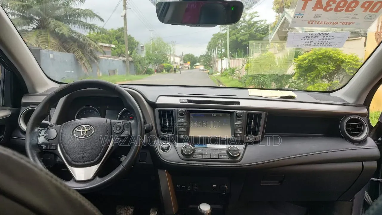 Toyota RAV4 2016 Gray