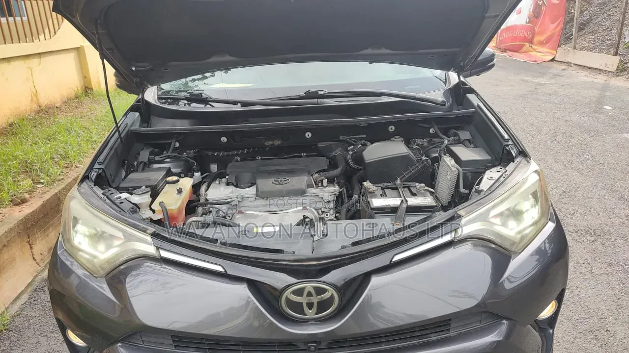 Toyota RAV4 2016 Gray