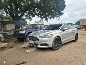 Ford Fusion SE 2013 Beige