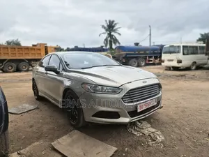 Ford Fusion SE 2013 Beige