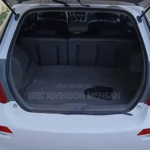 Toyota Matrix 2013 White