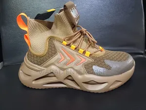 Sneaker Safety Boot