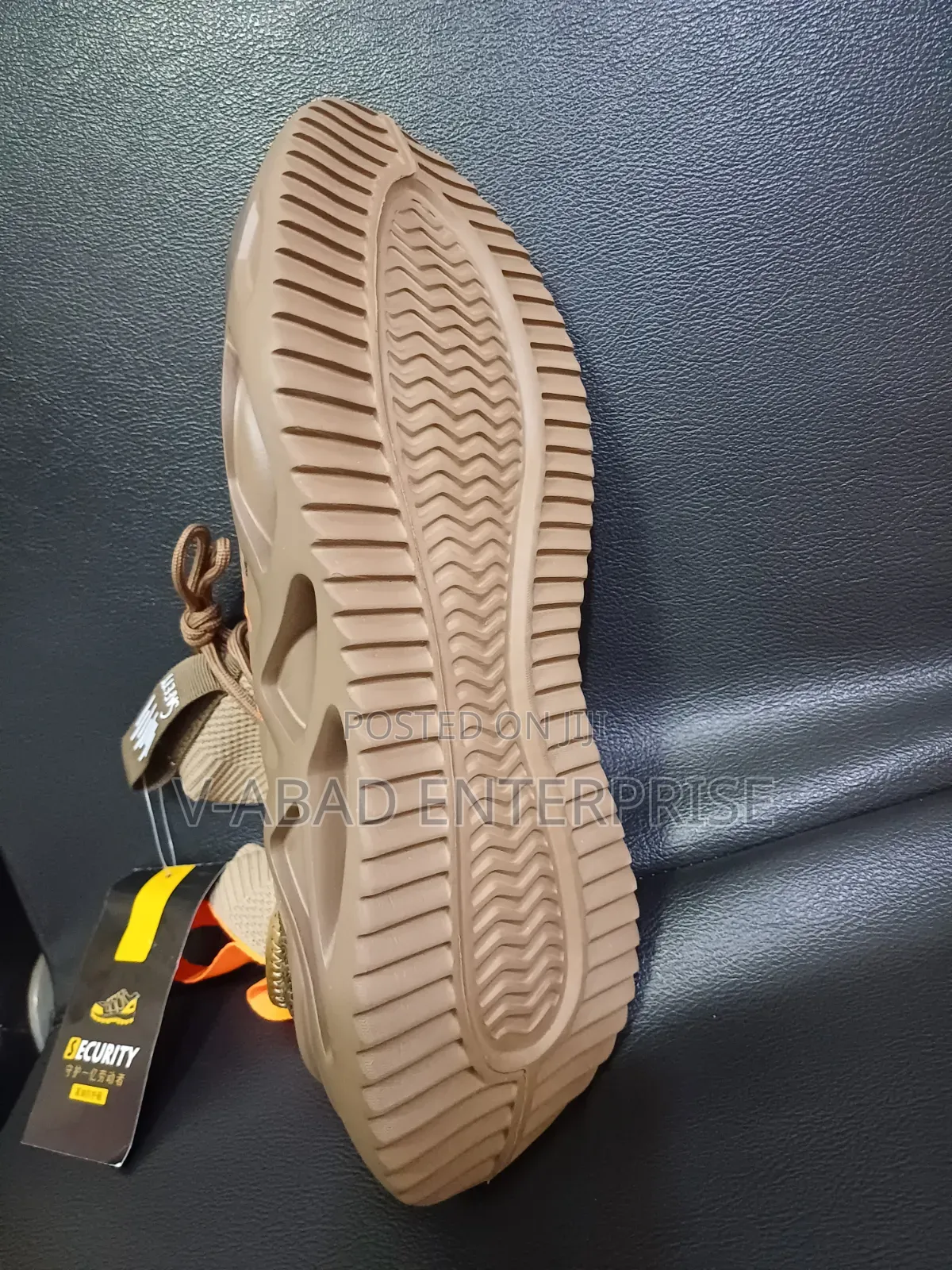 Sneaker Safety Boot