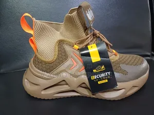 Sneaker Safety Boot