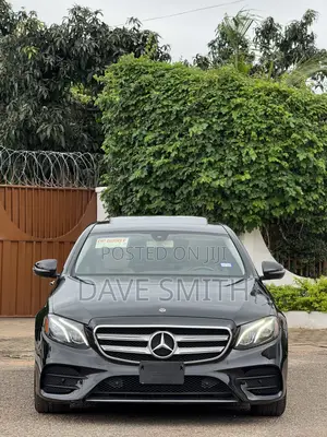 Mercedes-Benz E300 4Matic AWD Sedan (2.0L 4cyl 9A) 2017 Black