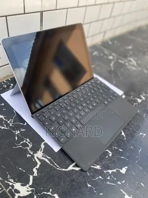 Laptop Microsoft Surface Go 4GB Intel Pentium SSD 128GB