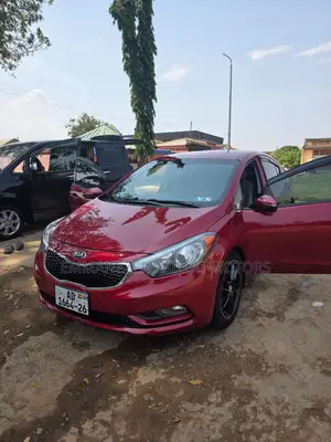 Kia Forte LX Sedan 2015 Red