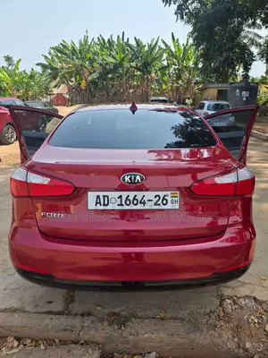 Kia Forte LX Sedan 2015 Red