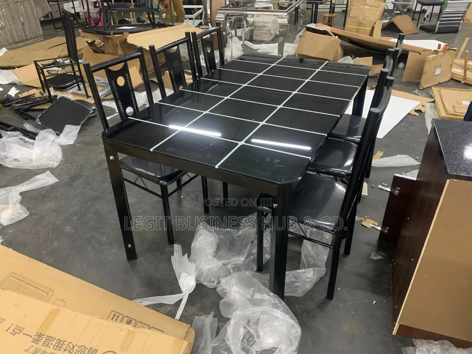 Standard Dining Set